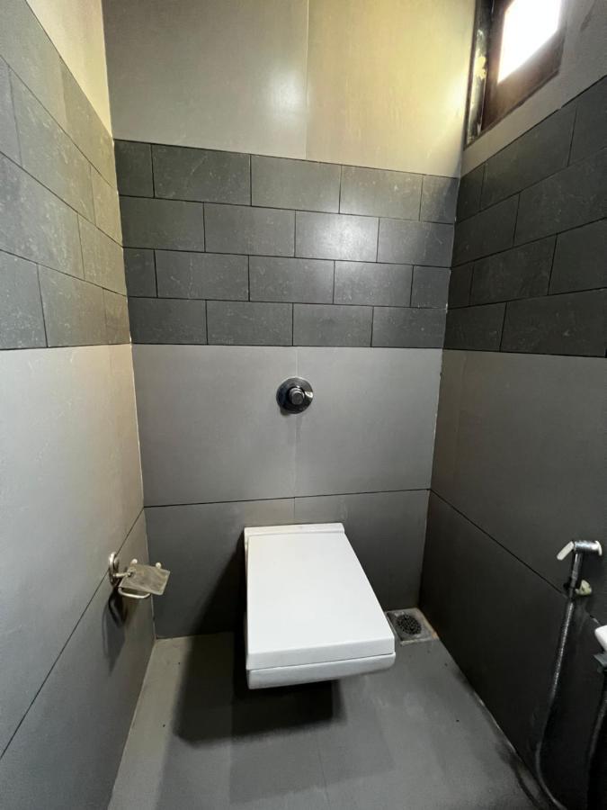 Hotel Savera Inn Morbi Экстерьер фото