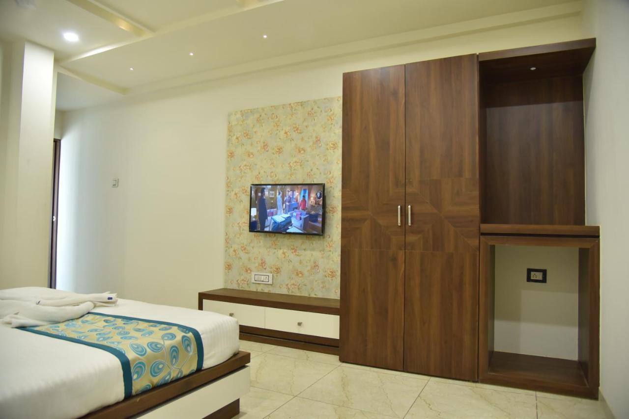 Hotel Savera Inn Morbi Экстерьер фото
